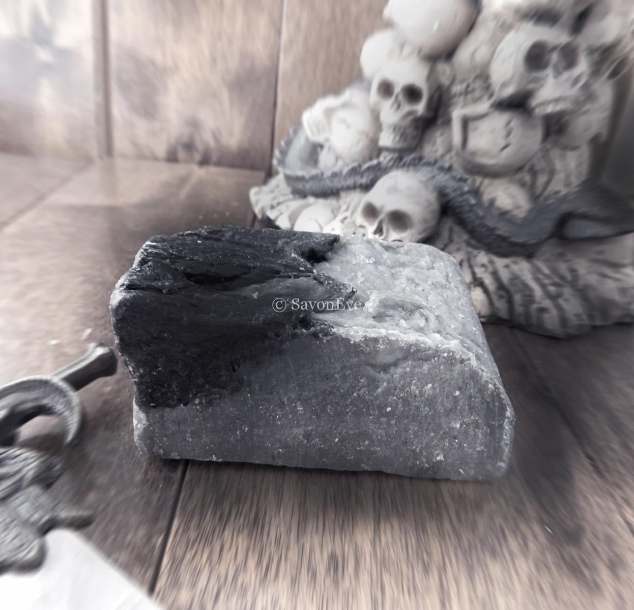 Savon Drakkar charbon